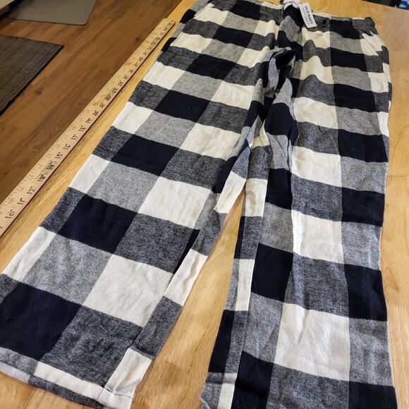 NWT Old Navy Black & White Buffalo Check Flannel Pajama Set Large - Picture 14 of 15